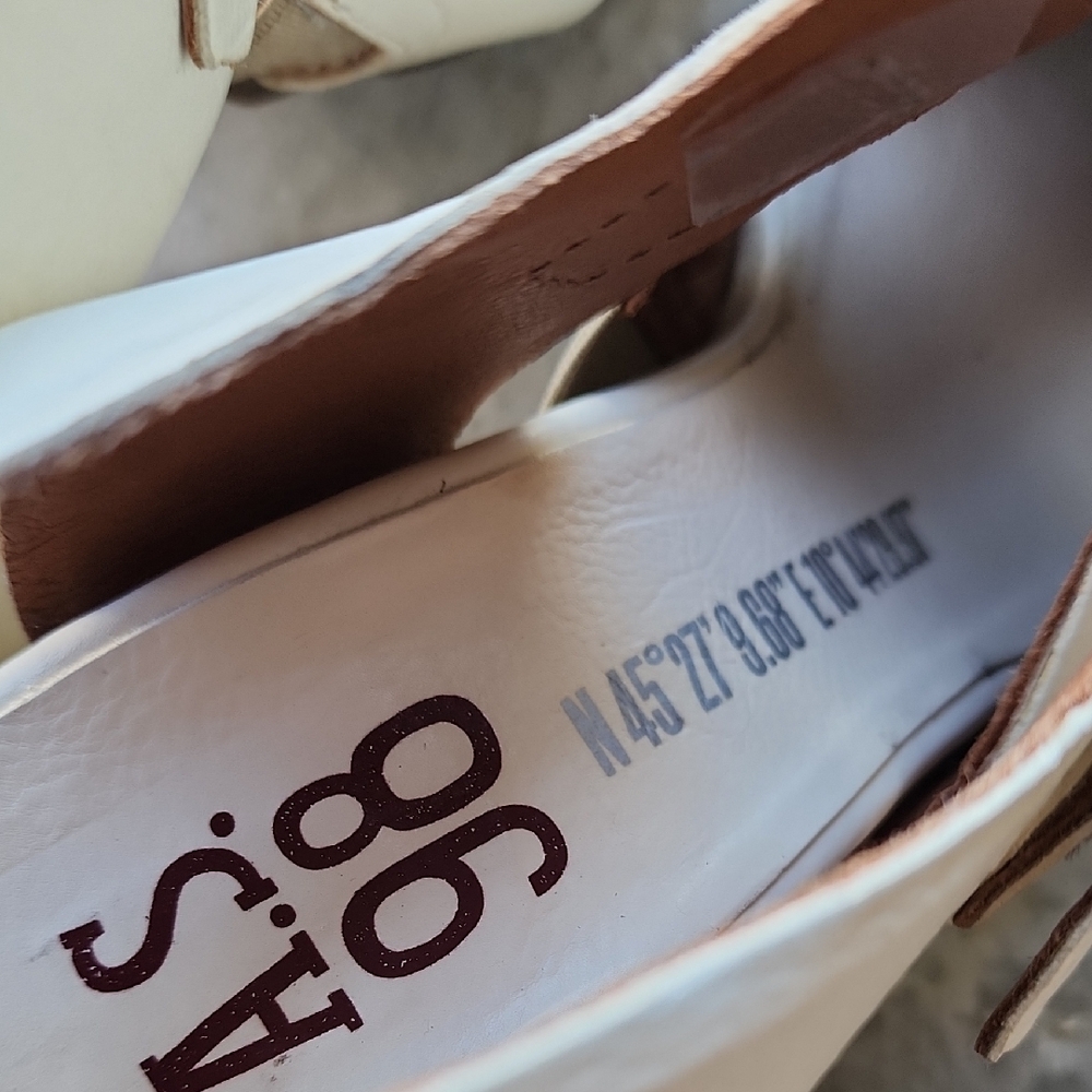 A.S.98 Emery Pump In Milk Heeled Sandals - Picture 8 of 15